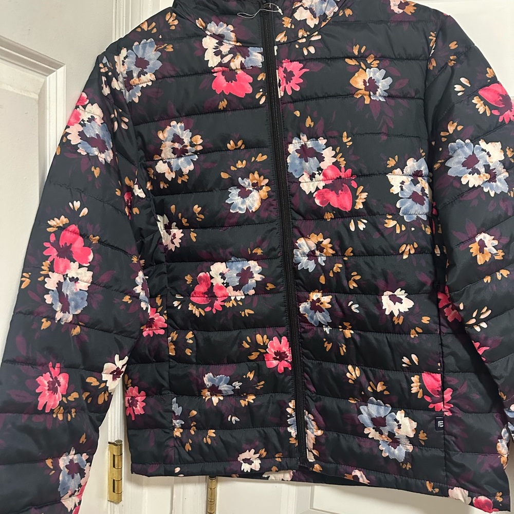 GAP Black Floral Women's Puffer Jacket